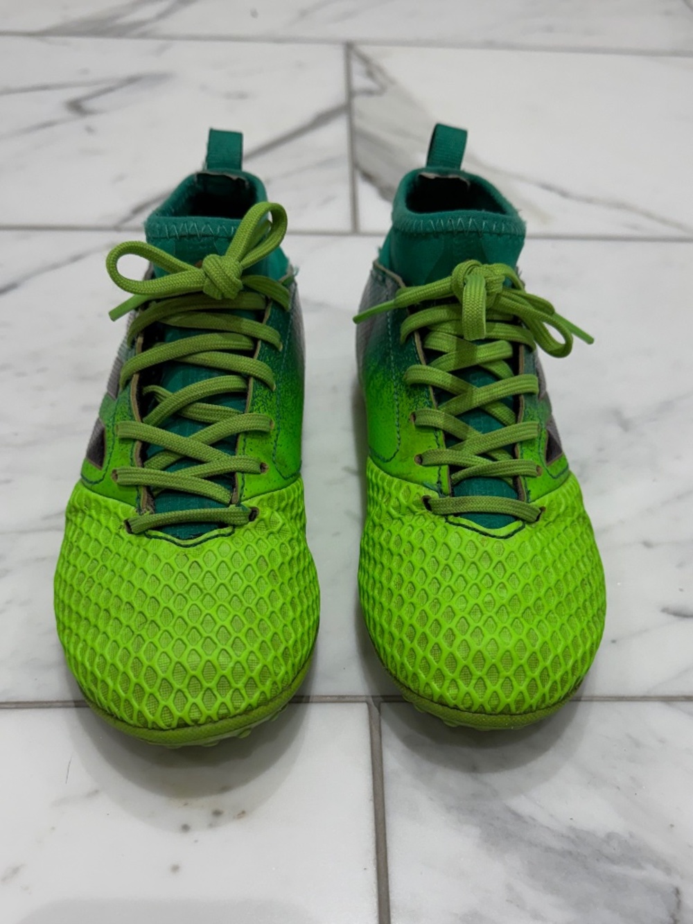 Adidas 17.3 Turf Soccer Shoes Kids Unisex Size 2.5
